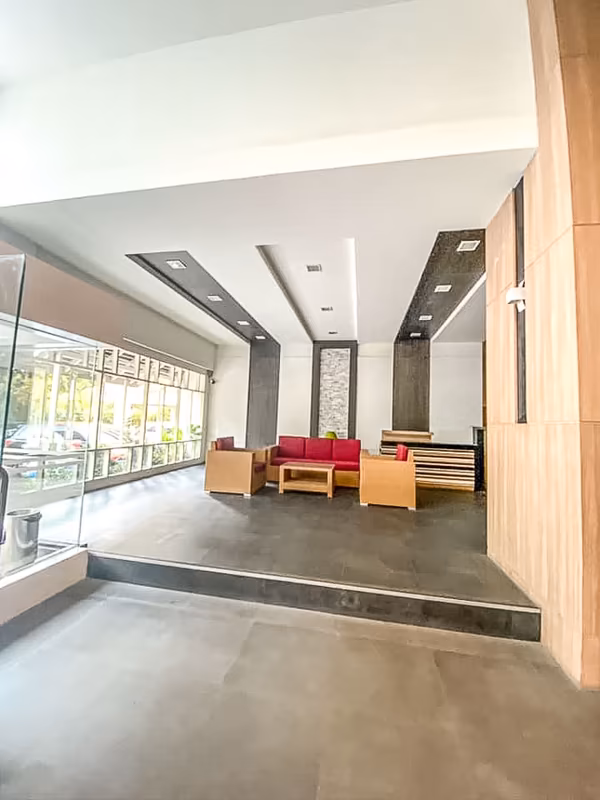 Thonglor Tower - Image 9