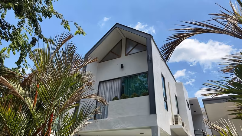 5 Bedroom House For Sale in Mae Hia, Mueang Chiang Mai, Chiang Mai - Image 1