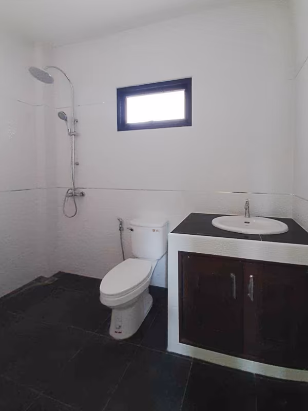 3 Bedroom House For Rent in Ban Waen, Hang Dong, Chiang Mai - Image 14