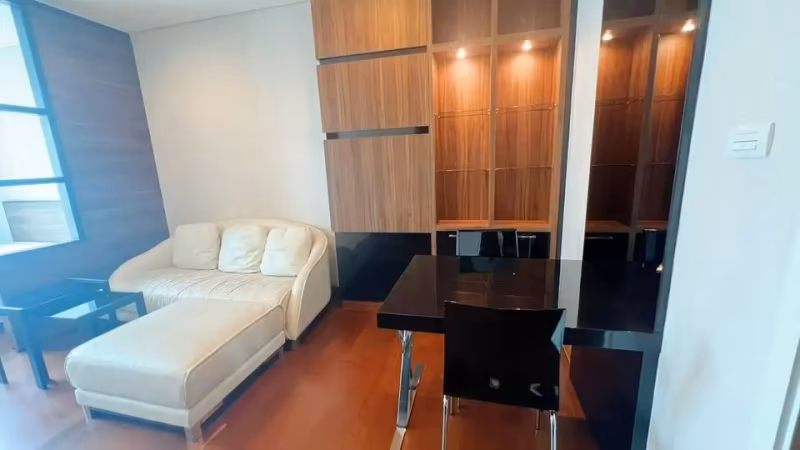 Ivy Thonglor 23 - Image 6