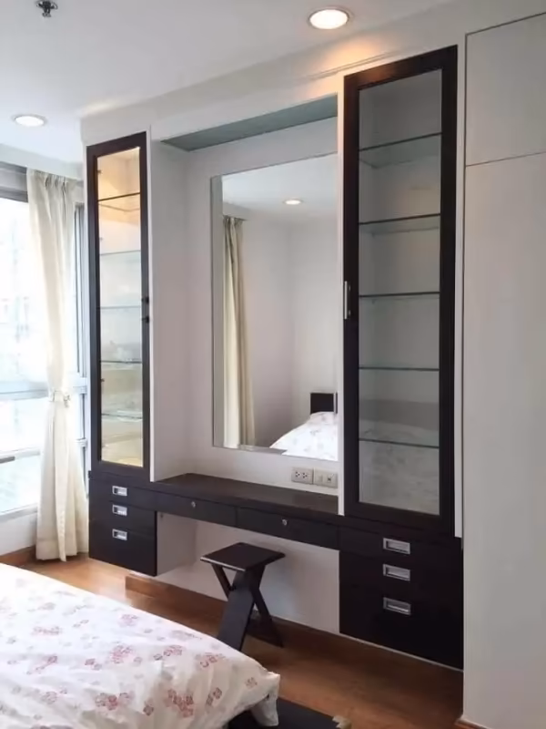 Sathorn House - Image 23