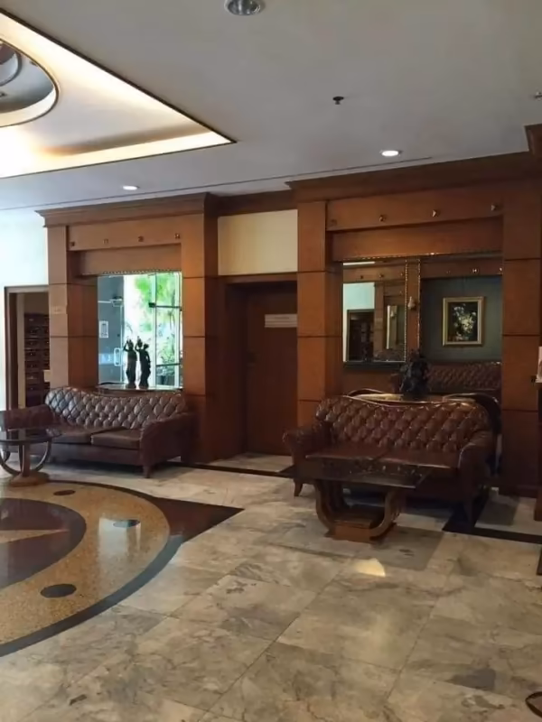 Sathorn House - Image 32
