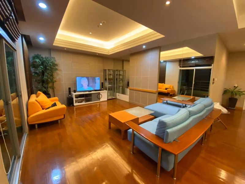 2 Bedroom Condo For Sale in Lumphini, Pathum Wan, Bangkok - Image 1