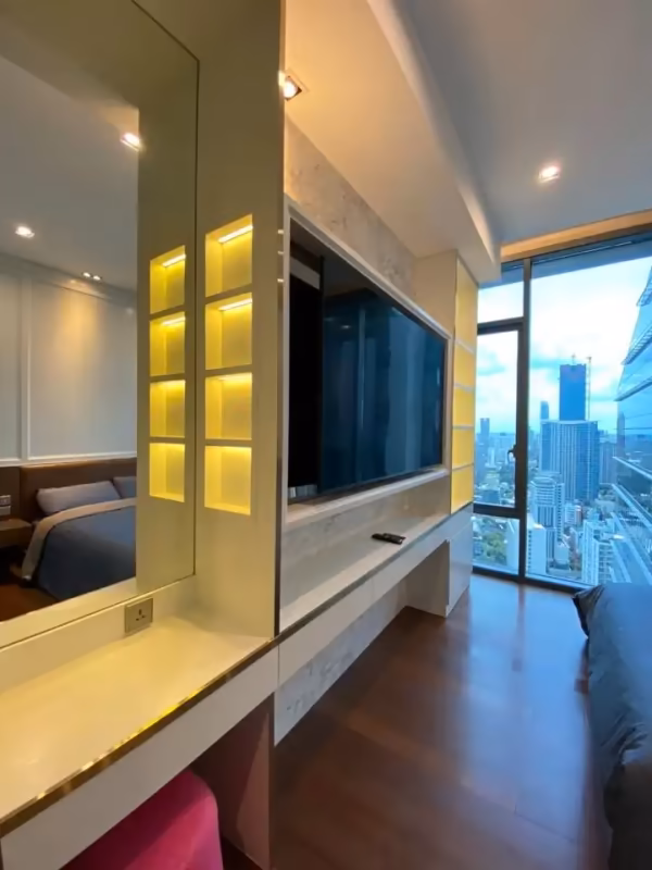 Q1 Sukhumvit Condo by Q House - Image 16