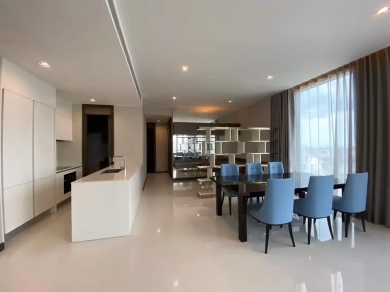 Q1 Sukhumvit Condo by Q House - Image 2