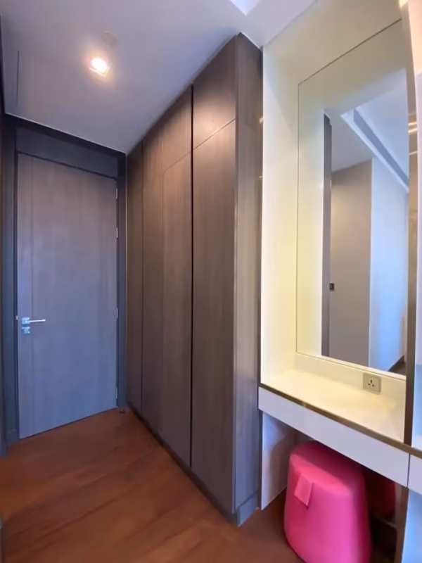Q1 Sukhumvit Condo by Q House - Image 22