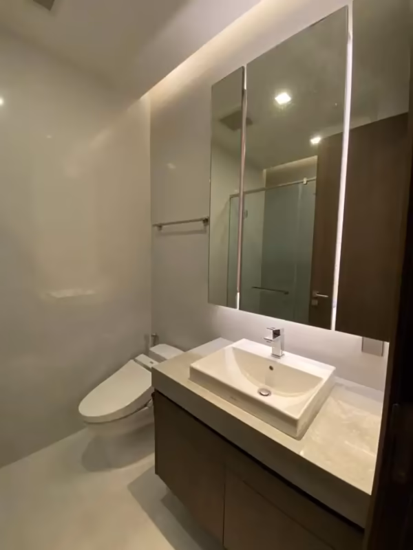 Q1 Sukhumvit Condo by Q House - Image 9