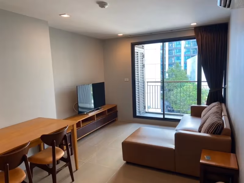 Mirage Sukhumvit 27 - Image 1
