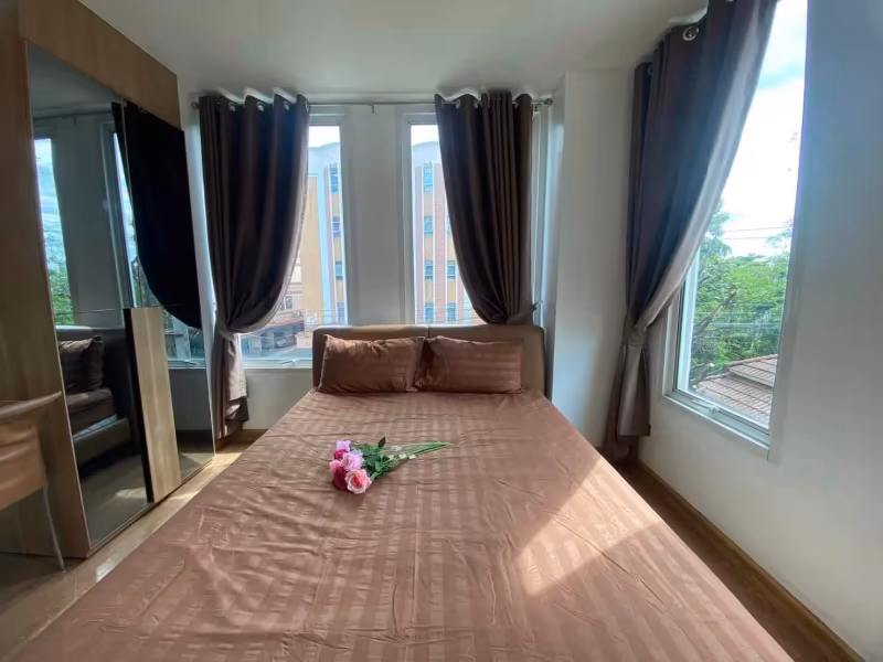 MANHATTAN PARK RESIDENCES - Image 4