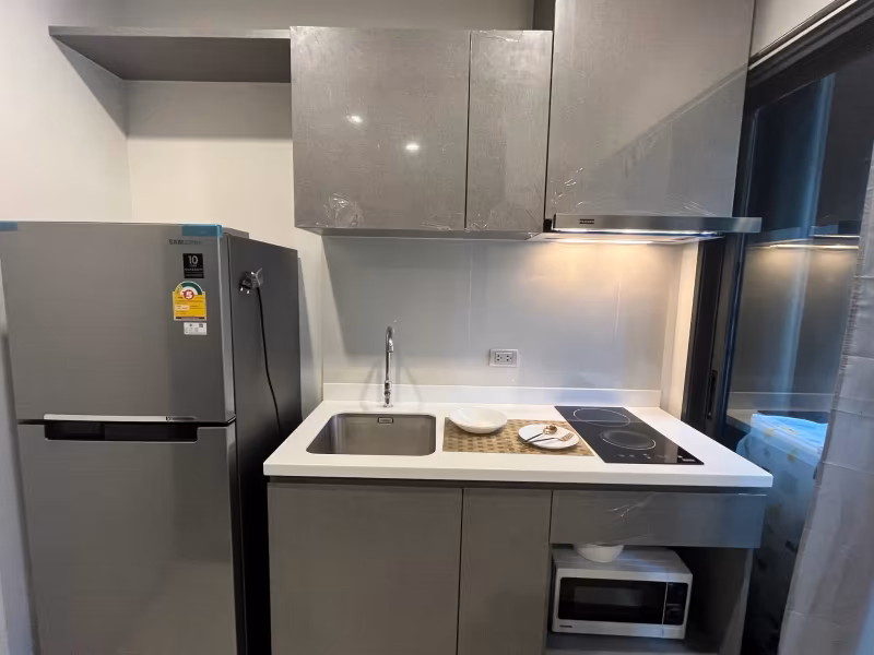 Studio Condo For Rent in Pathum Wan, Pathum Wan, Bangkok - Image 3