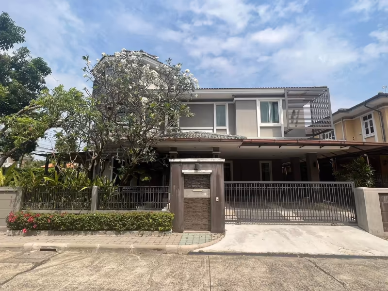 4 Bedroom House For Sale in Bowon Niwet, Phra Nakhon, Bangkok - Image 12