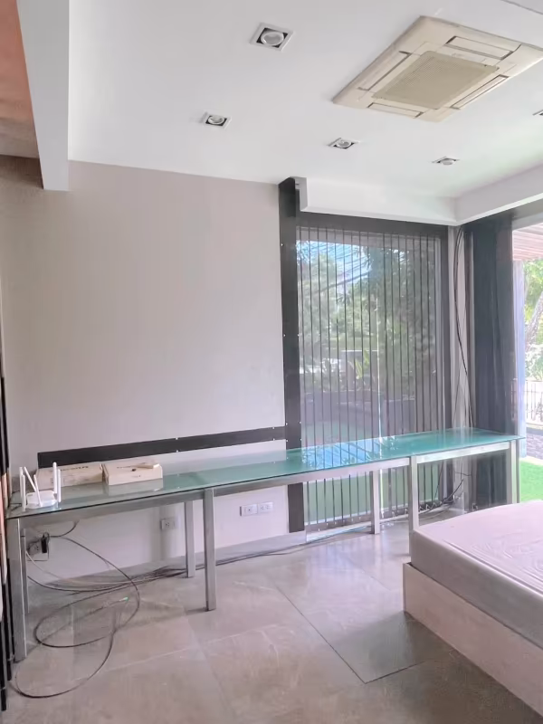 4 Bedroom House For Sale in Bowon Niwet, Phra Nakhon, Bangkok - Image 3