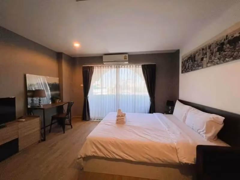 Sereno Airport Condominium - Image 1