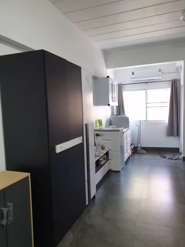 PP Condo - Image 1