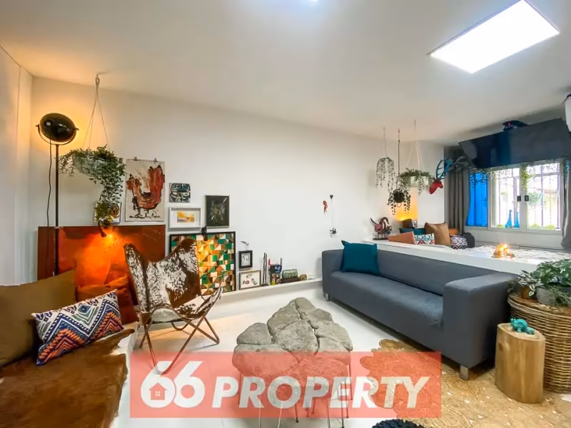 City House Condo - Image 12