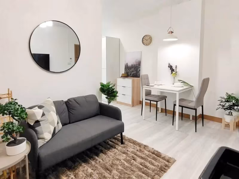 SR Land Condo - Image 10