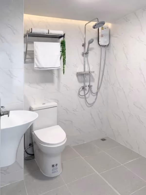 SR Land Condo - Image 7