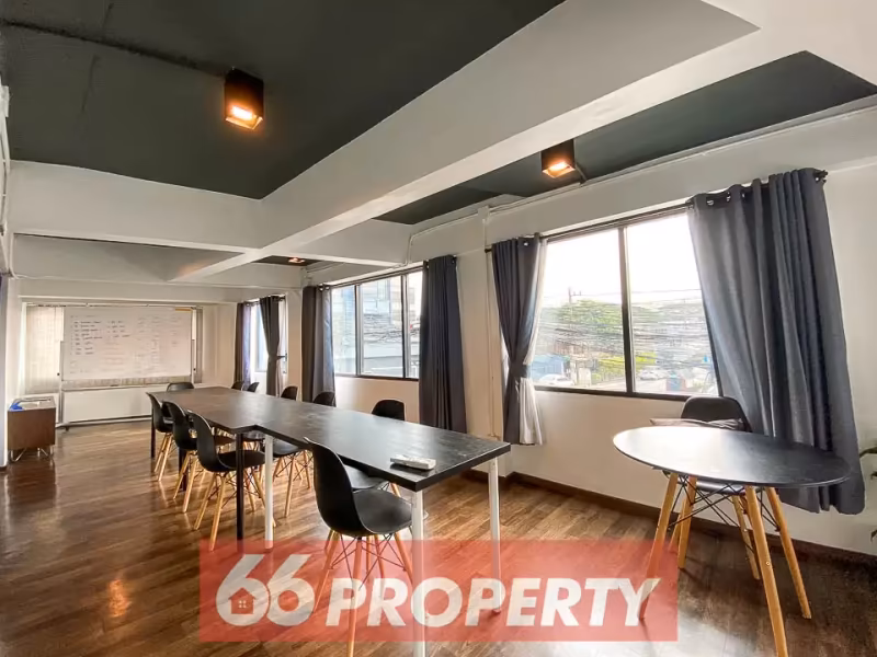 P.work co office space - Image 10