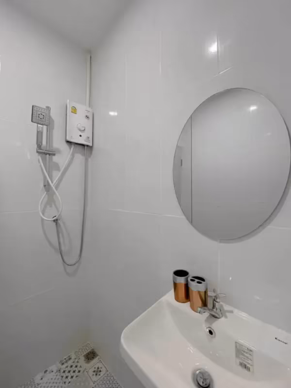 PP Condo - Image 1