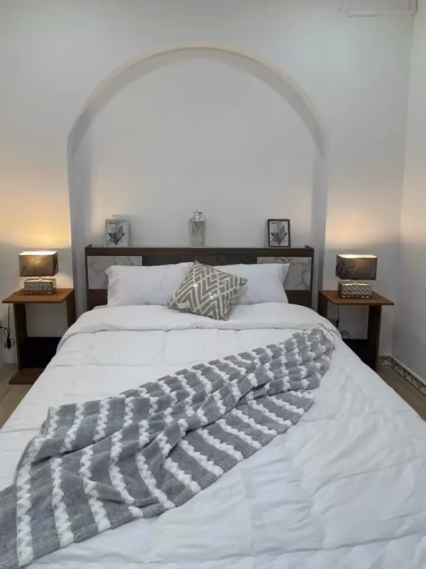 PP Condo - Image 12