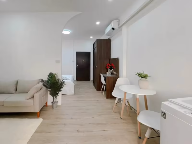 PP Condo - Image 3