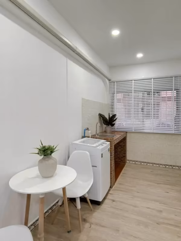 PP Condo - Image 4