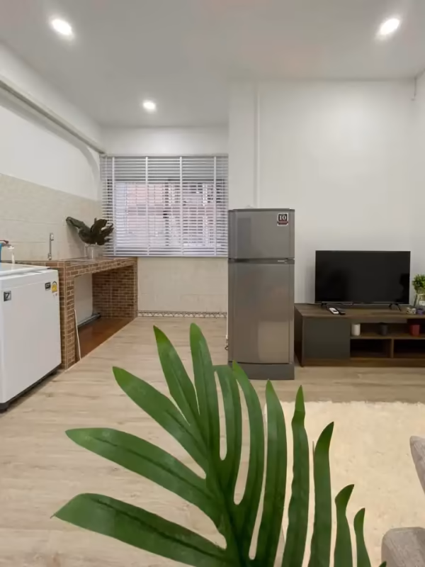 PP Condo - Image 6
