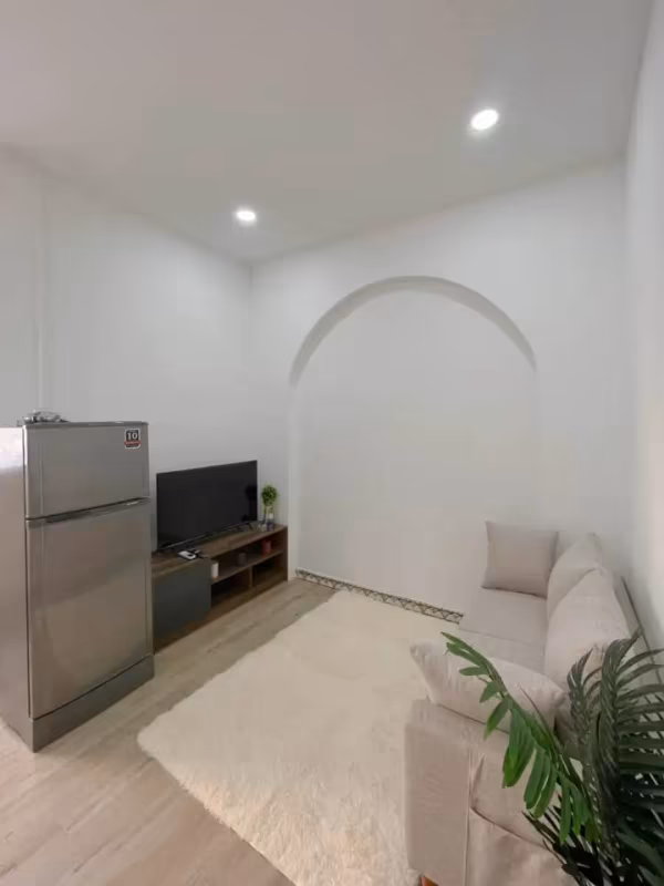 PP Condo - Image 9