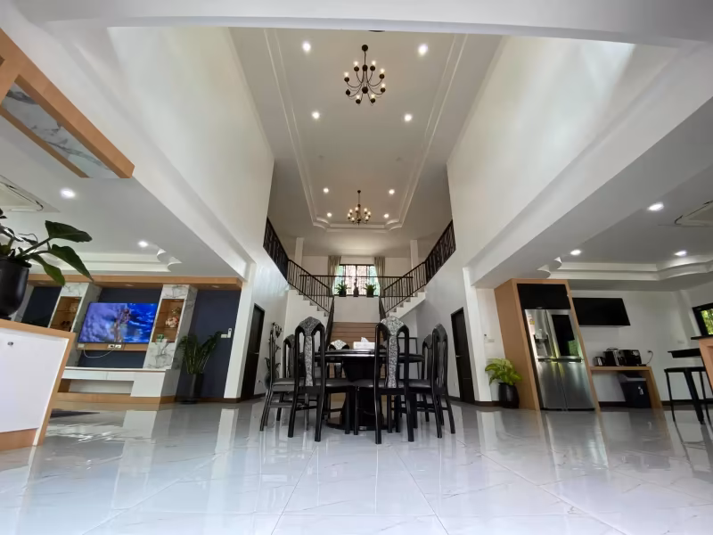 5 Bedroom House For Sale in Pa Phai, San Sai, Chiang Mai - Image 3