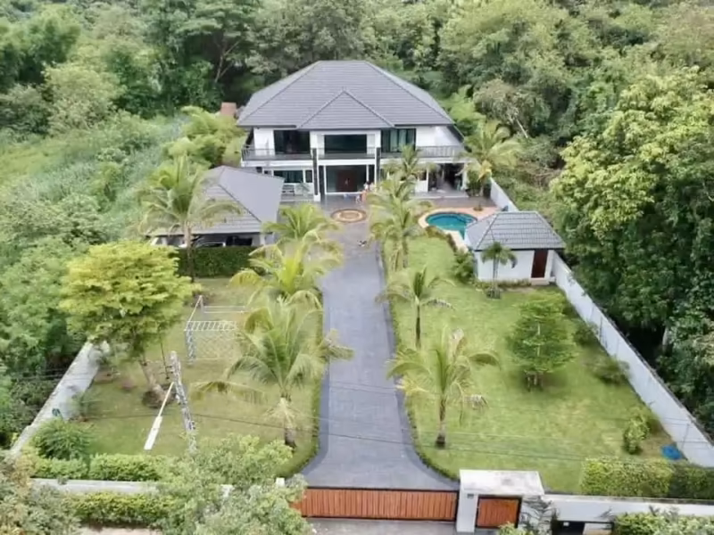6 Bedroom House For Sale in Nong Han, San Sai, Chiang Mai - Image 2
