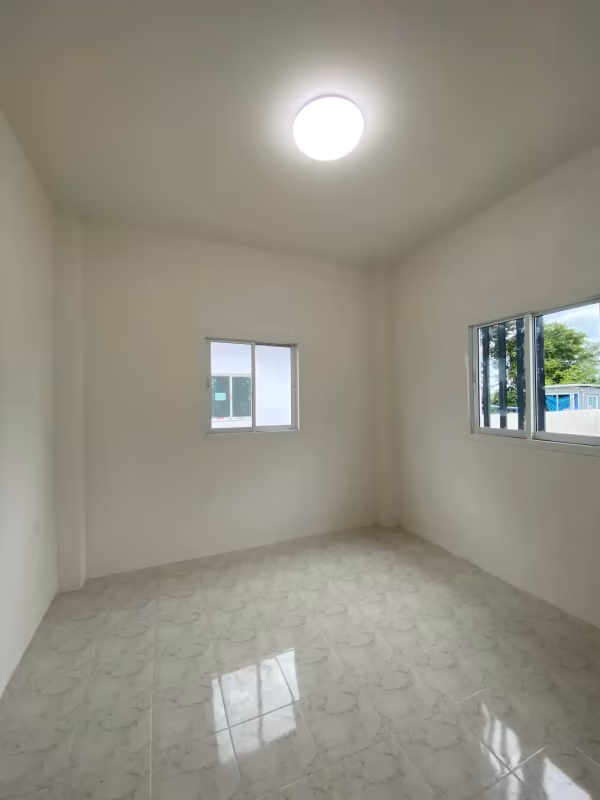 3 卧室 独立房屋 出售 在 - Image 4