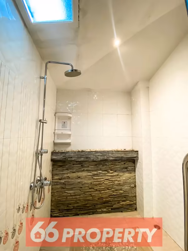 5 Bedroom House For Rent in Pa Daet, Mueang Chiang Mai, Chiang Mai - Image 27