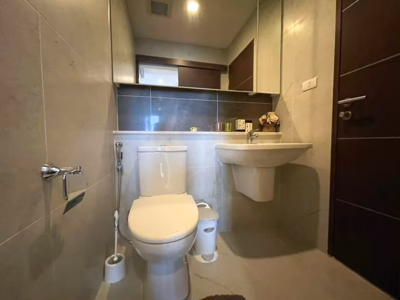 Astra Condo - Image 6
