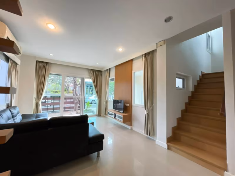 The Urbana 1  - Image 9
