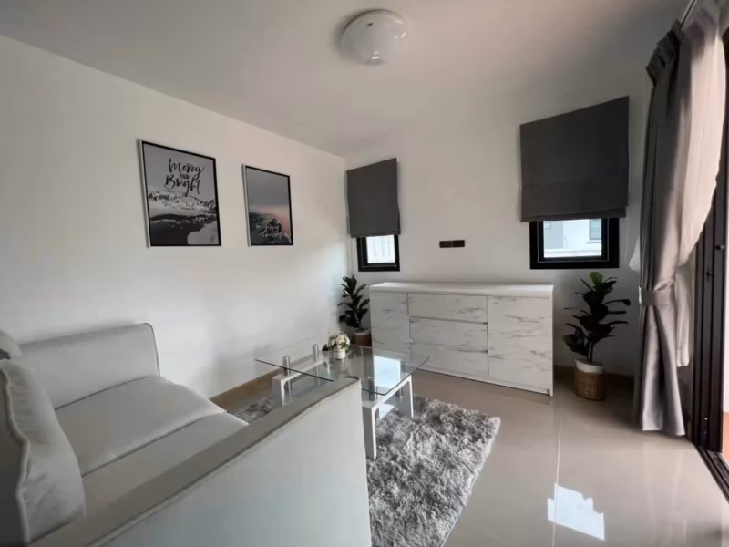 3 卧室 独立房屋 出售 在 - Image 6