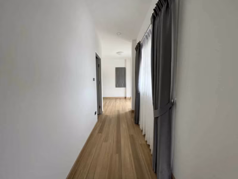 3 卧室 独立房屋 出售 在 - Image 9