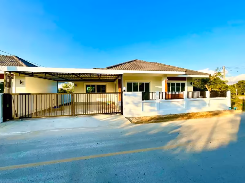 3 Bedroom House For Sale in Nong Faek, Saraphi, Chiang Mai - Image 1
