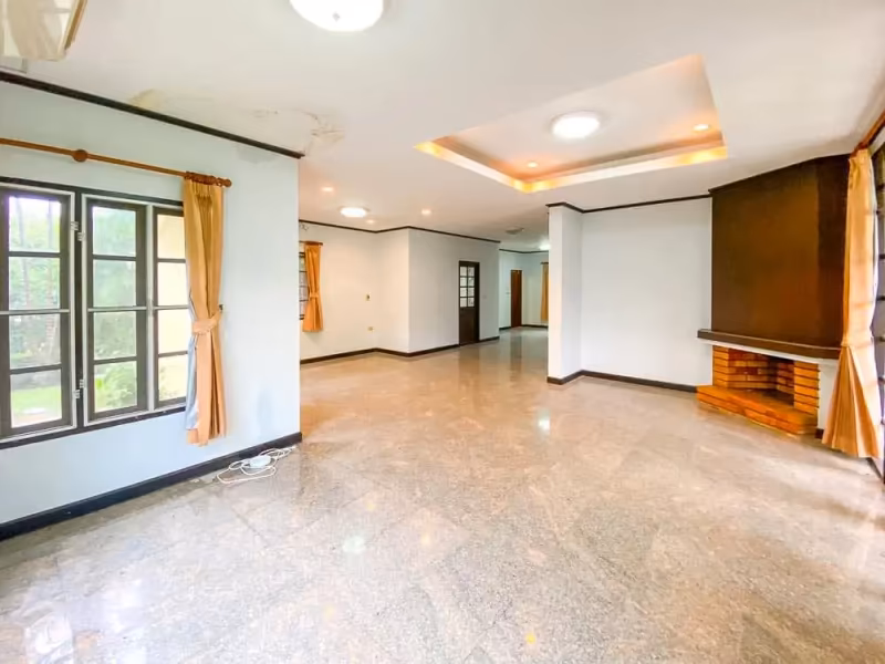 Land and Houses Park San Sai - Image 2