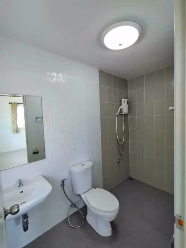 99 Avenue - Image 5
