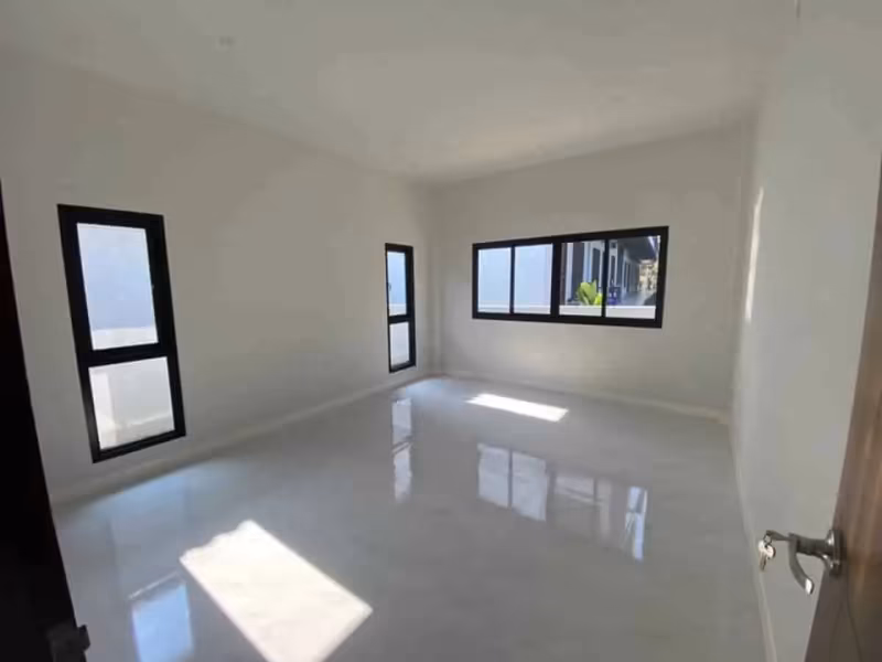 3 Bedroom House For Sale in Chae Chang, San Kamphaeng, Chiang Mai - Image 8