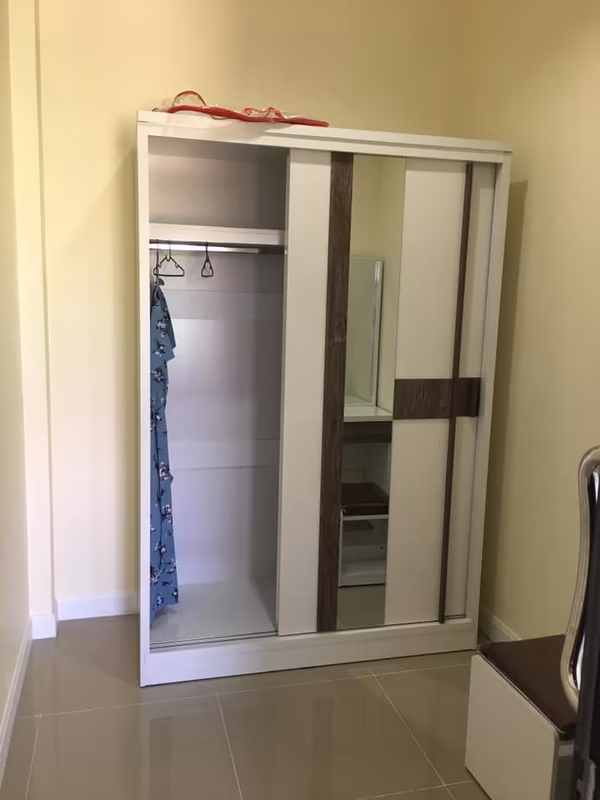 2 卧室 独立房屋 出租 在 - Image 1