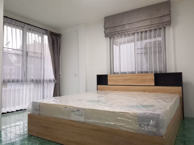 3 Bedroom House For Rent in Phraeksa, Mueang Samut Prakan, Samut Prakan - Image 11