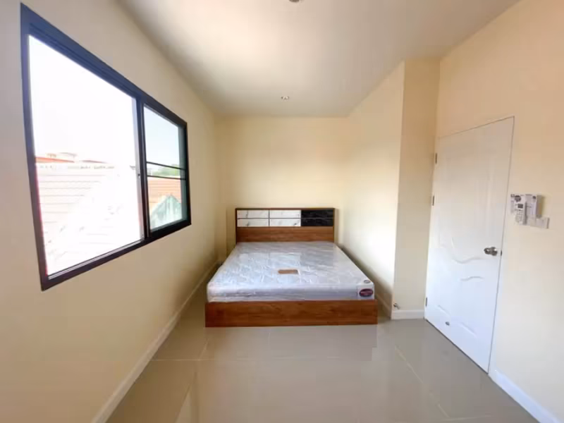 2 Bedroom Townhouse For Rent in Nong Han, San Sai, Chiang Mai - Image 5
