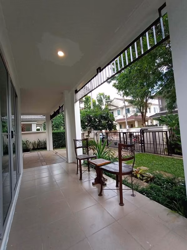 Land and Houses Park San Sai - Image 3