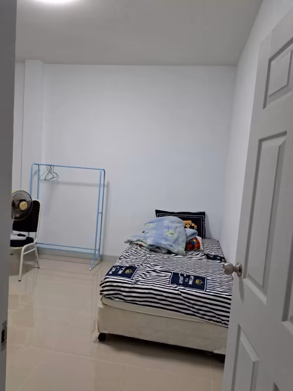2 卧室 独立房屋 出售 在 - Image 7