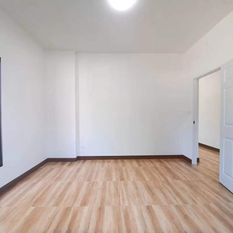 3 卧室 独立房屋 出售 在 - Image 4