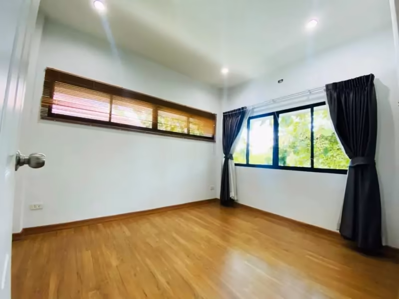 3 Bedroom House For Sale in Chomphu, Saraphi, Chiang Mai - Image 5