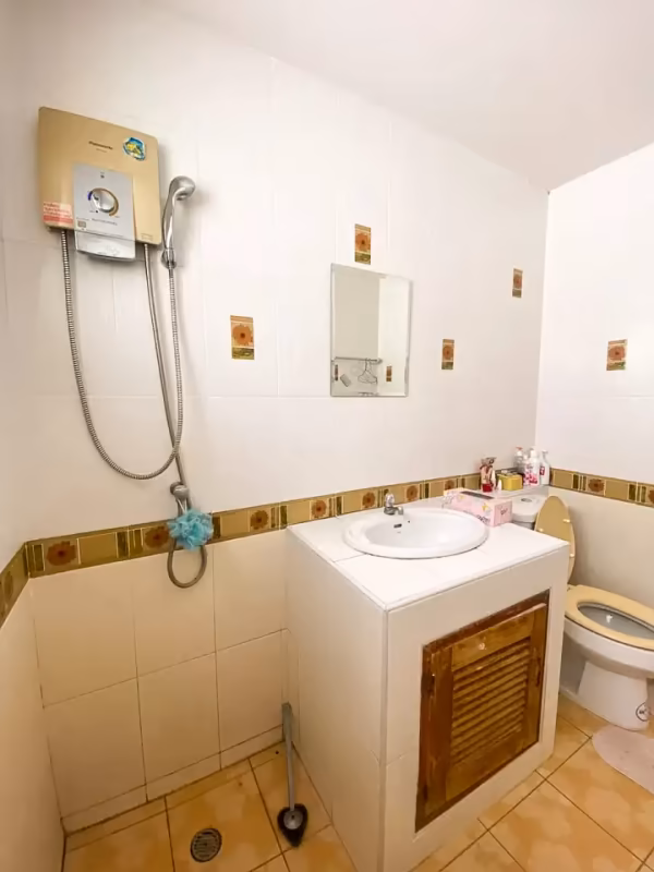 4 Bedroom House For Rent in Suthep, Mueang Chiang Mai, Chiang Mai - Image 15