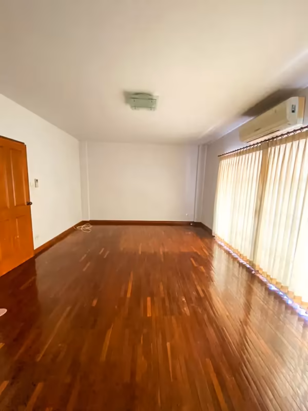 4 Bedroom House For Rent in Suthep, Mueang Chiang Mai, Chiang Mai - Image 17
