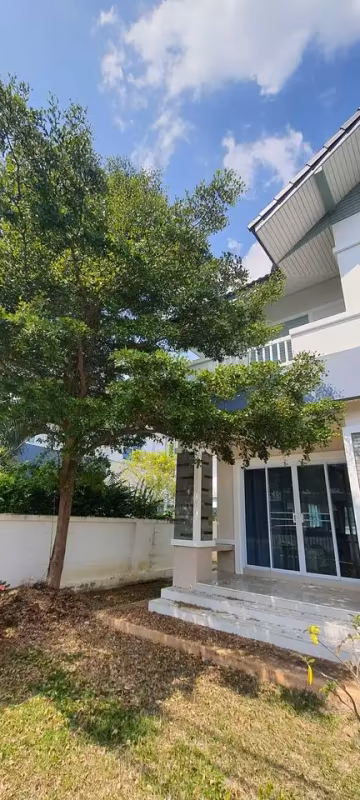 3 卧室 独立房屋 出租 在 - Image 3